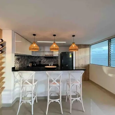 Impresionante Apartamento Con Salida Directa Al Mar *